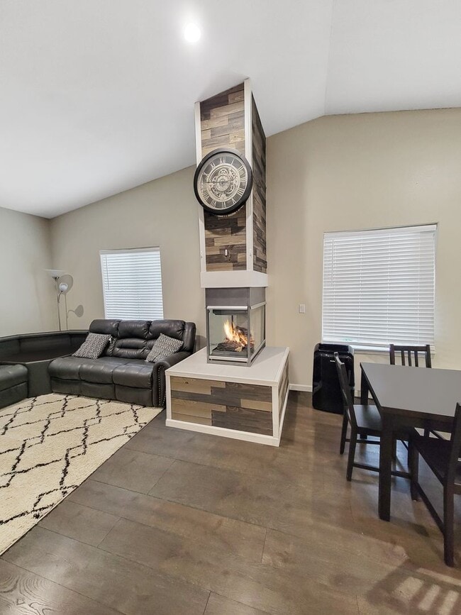 Building Photo - Puyallup Rambler in Stonegate Community