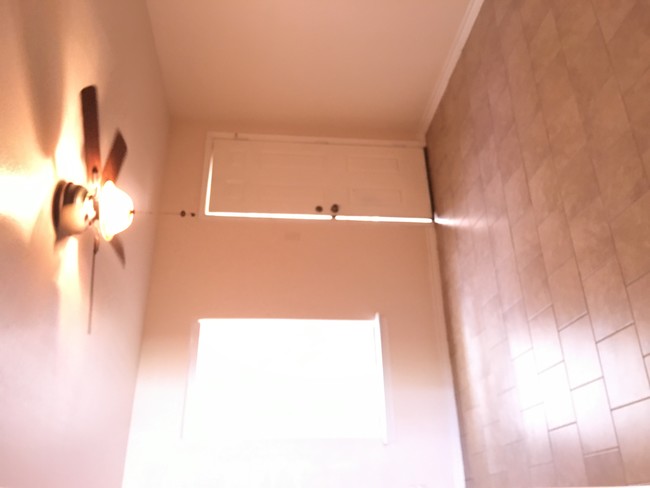 Room 1 - 213 Jet Dr