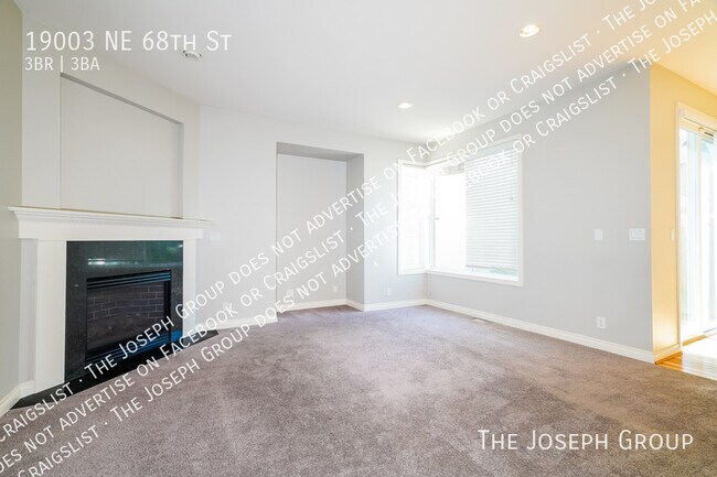 Foto del edificio - 19003 NE 68th St