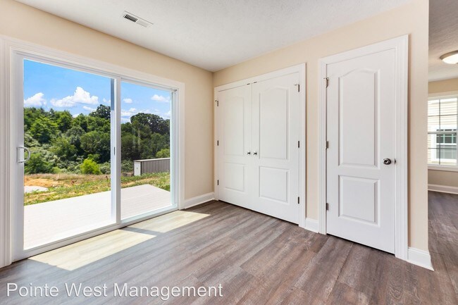Foto del edificio - 3 br, 2.5 bath House - 300 Twig Street