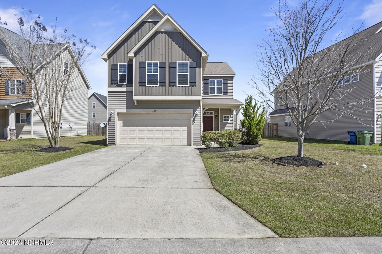 Foto principal - 430 Bald Cypress Ln