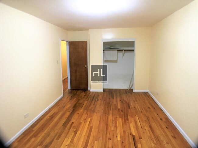 Building Photo - LARGE 2 BEDROOMS AVENUE J/ PRIME CANARSIE