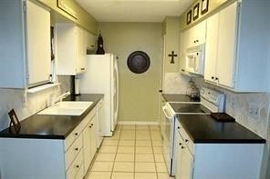 Foto del edificio - 2403 Homewood Trail