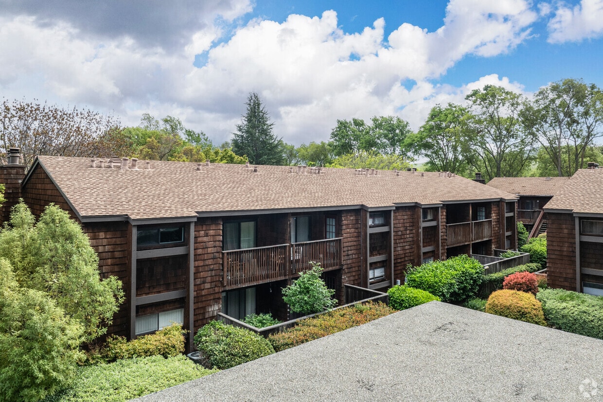exterior - 1455 Latour Ln
