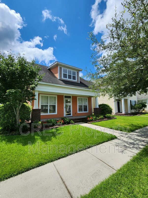 Building Photo - 103 Foxglove Ave