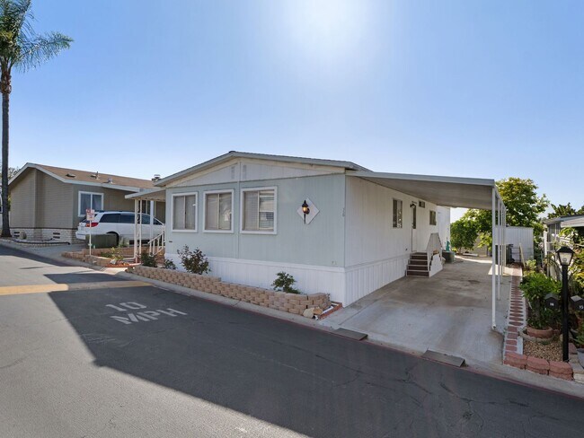 Foto del edificio - Cozy 3 bedrooms, 2 bathrooms, cover patio and carport available in San Marcos