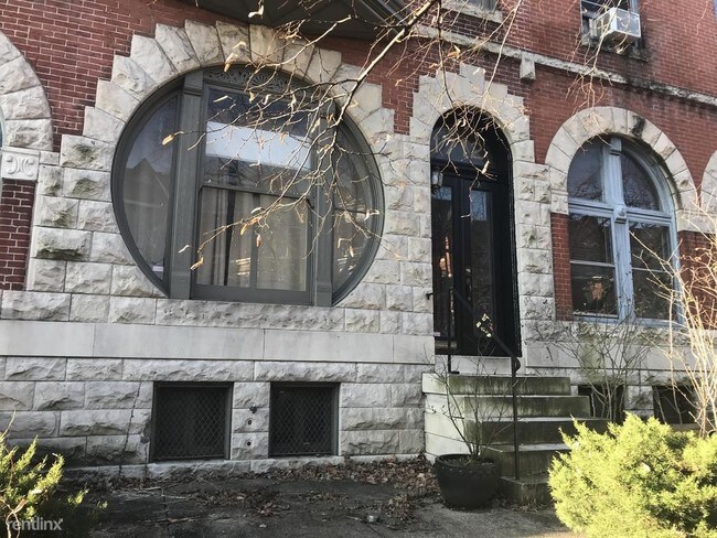 Foto del edificio - 1712 Linden Ave