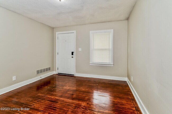 Foto del edificio - 4144 Sunset Ave