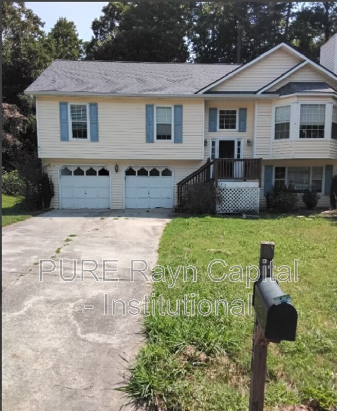 Photo - 730 Josh Ln