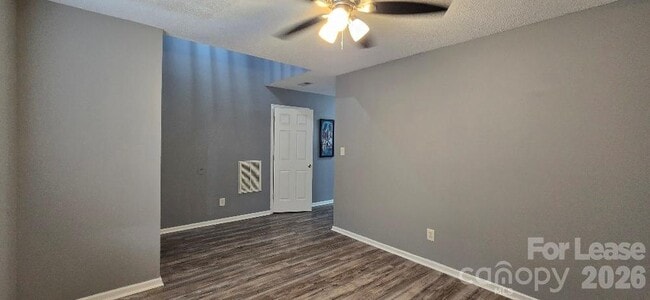 Building Photo - 10623 Campion Ct