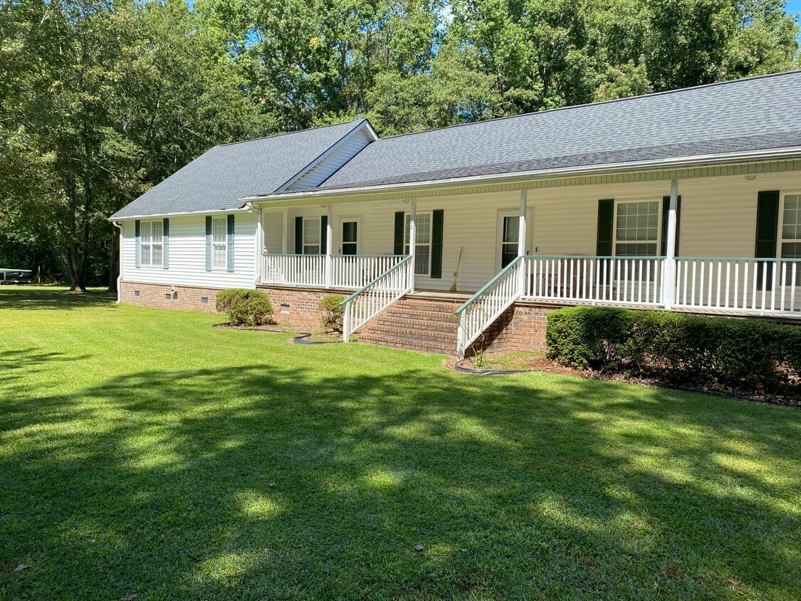 160 Columns Rd, Summerville, SC 29483 House Rental in Summerville, SC