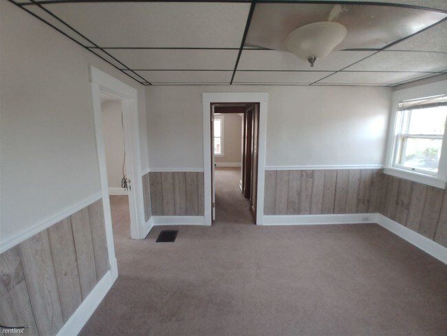 Building Photo - 3 br, 2 bath House - 2211 Green St