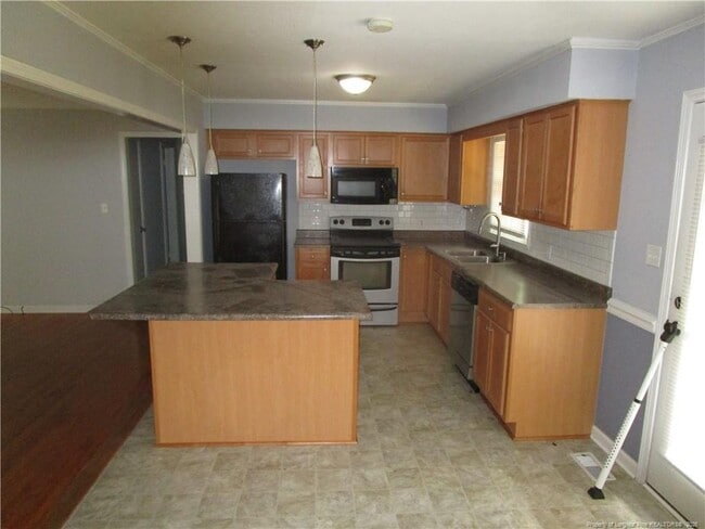 Foto del edificio - 1421 Berkshire Rd