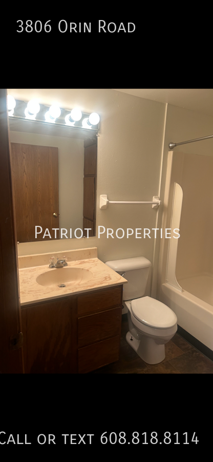 Foto del edificio - 1 bed/1 bath plus den in Madison, WI!