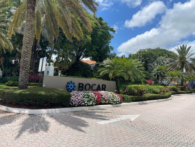 Foto del edificio - 3111 Clint Moore Rd
