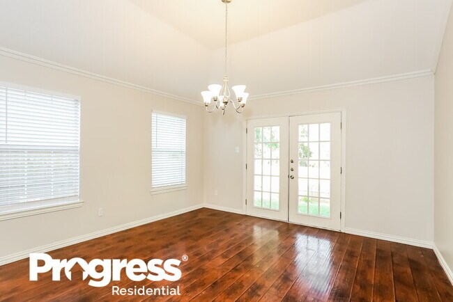 Building Photo - 1222 San Miguel Dr