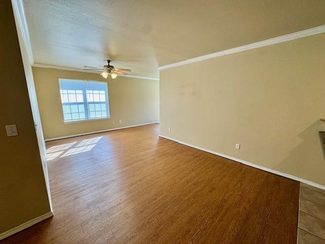 Foto del edificio - 1602 Willowbrook Dr