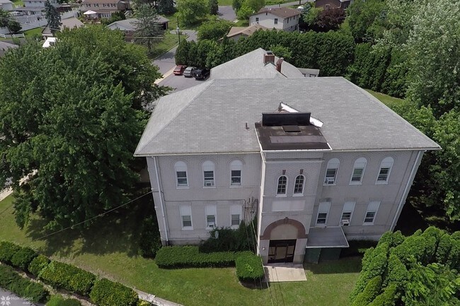 5324 5th St Whitehall - 49 S 2nd St