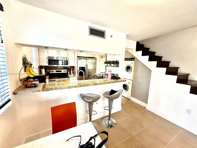 Foto del edificio - 498 SW 2nd St