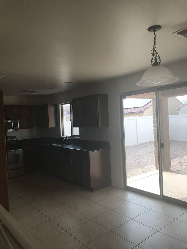 Foto del edificio - 21504 E Independence Way