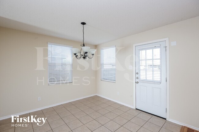 Building Photo - 4004 German Pointer Way