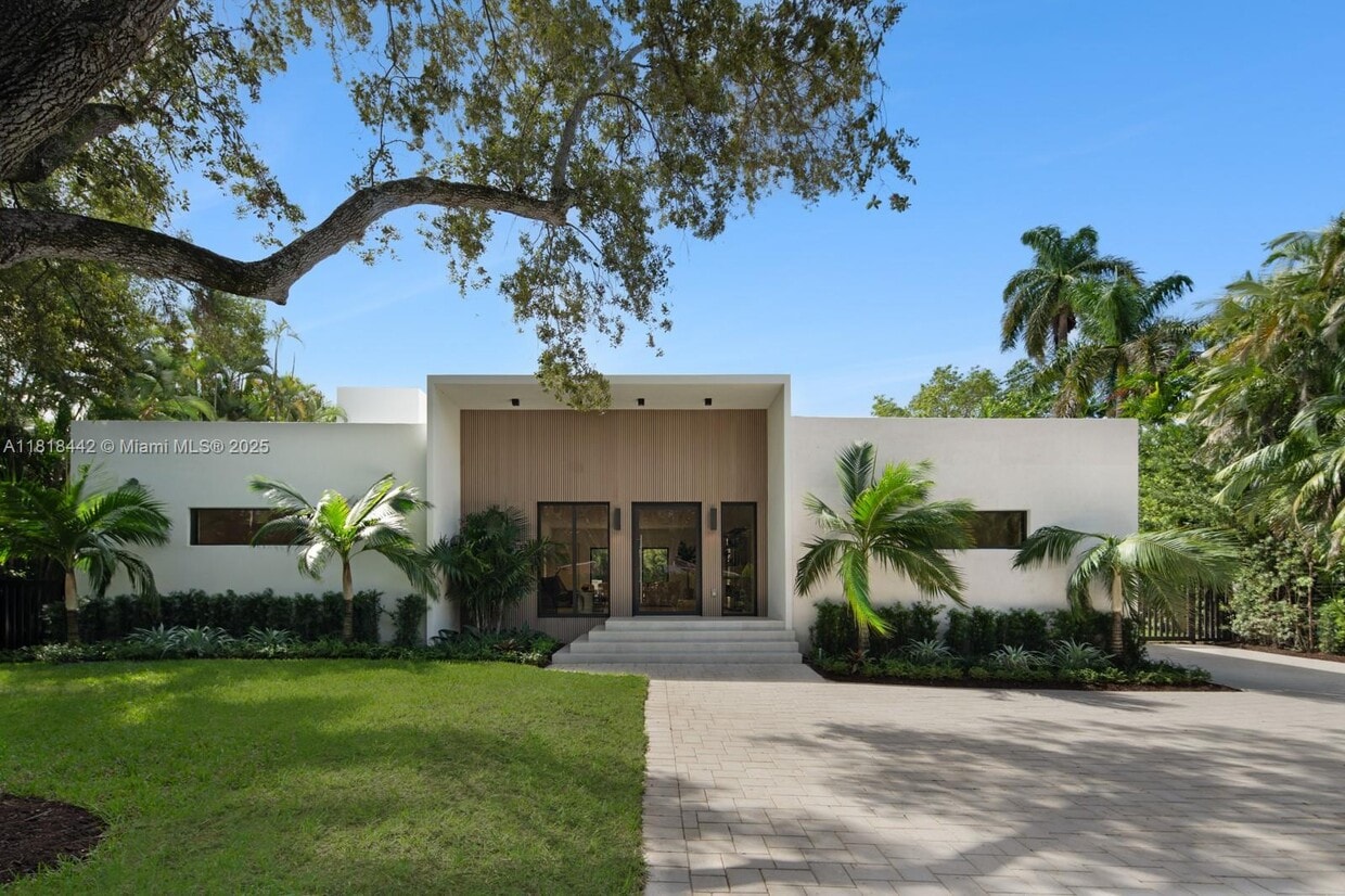 Foto principal - 11150 Griffing Blvd