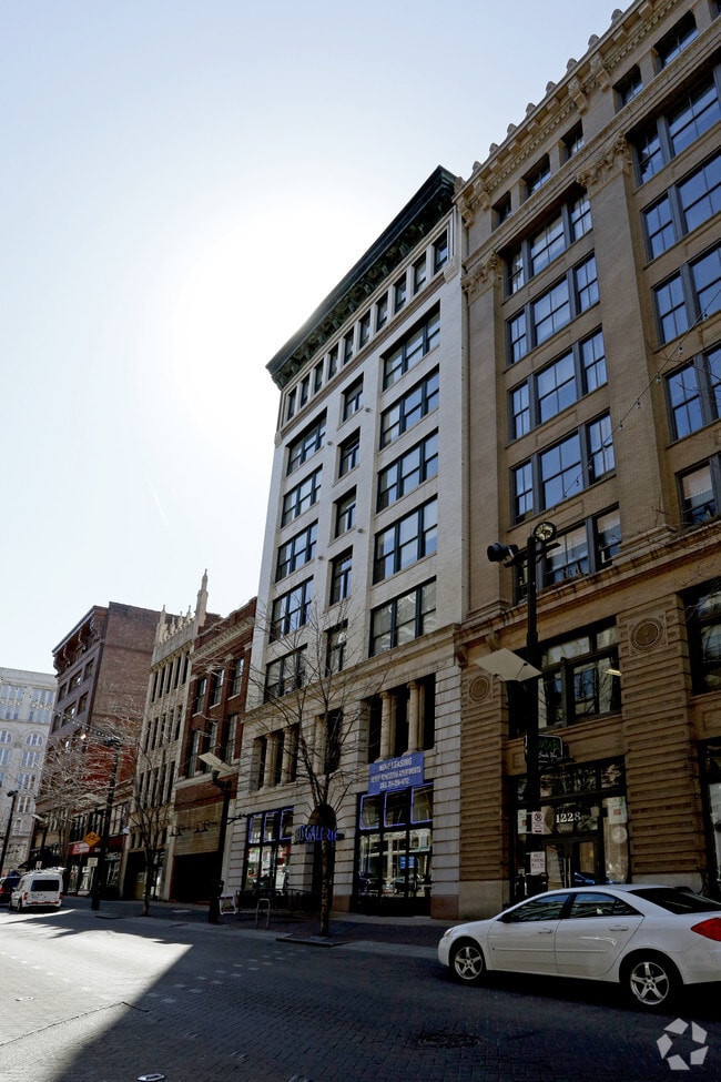 Roberts Galerie Lofts Apartments Saint Louis, MO