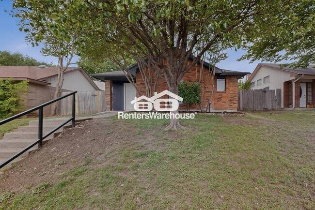 Building Photo - Ft.  Worth Home Renovated and Ready to Be Yours