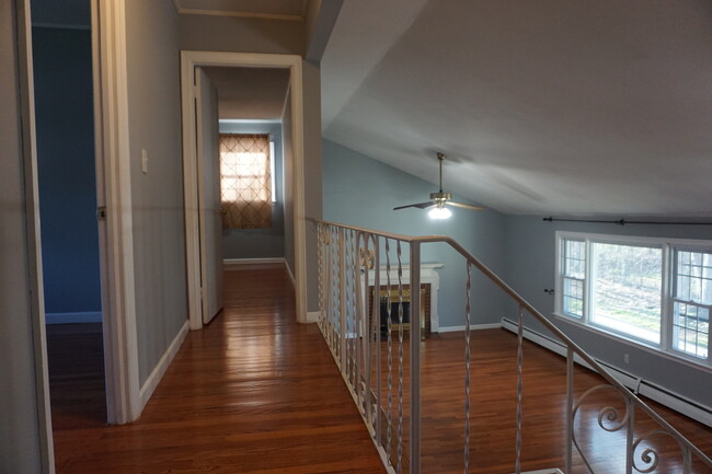 Building Photo - 54 Northbrook Dr