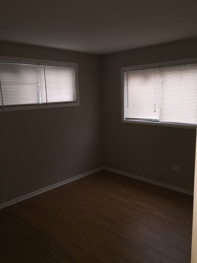 Foto del edificio - 5607 Saint Charles Rd