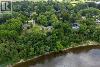 Building Photo - 176 Riverbank Dr