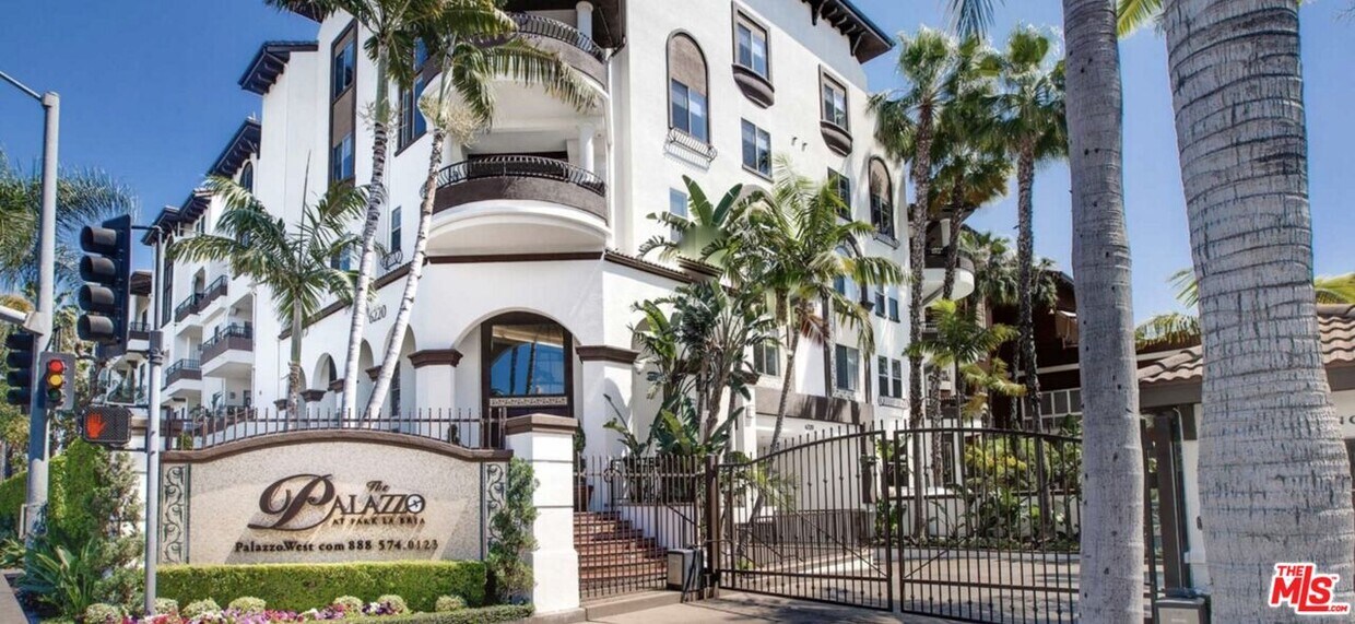 Primary Photo - 6220 W 3rd St