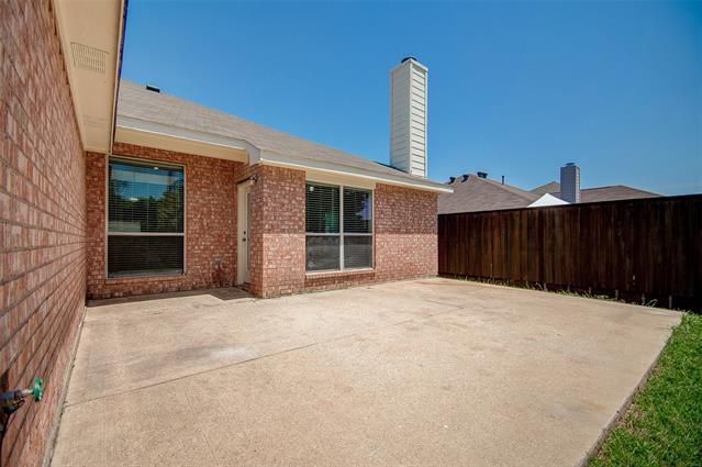 Building Photo - 3316 Bluegrass Dr