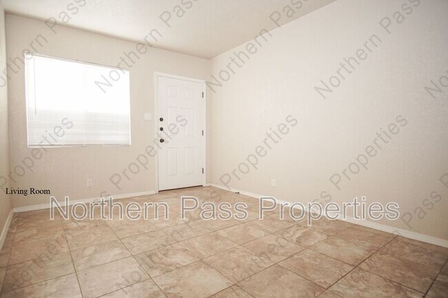 Building Photo - 2866 Grant