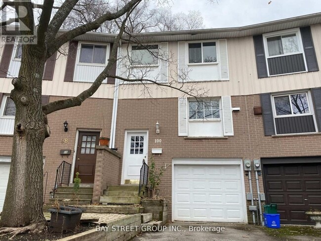 Building Photo - 100 Oakdale Dr