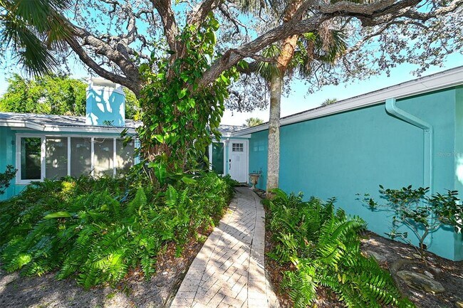 Building Photo - 2812 Casey Key Rd