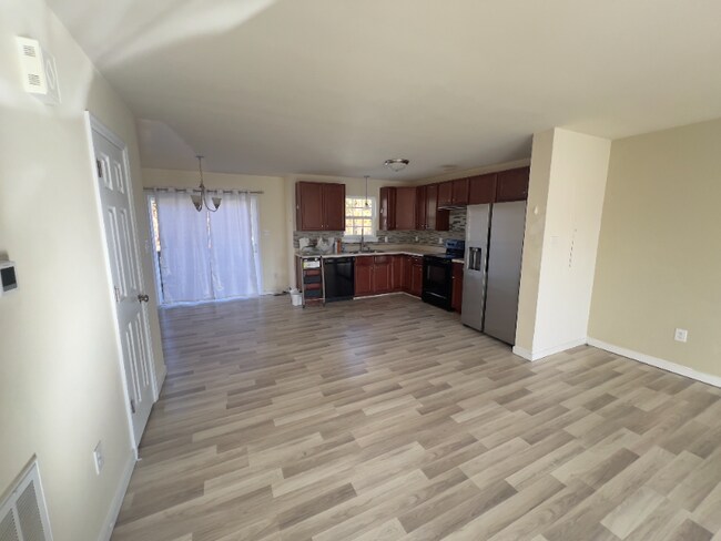 Building Photo - 4518 Wistar Rd