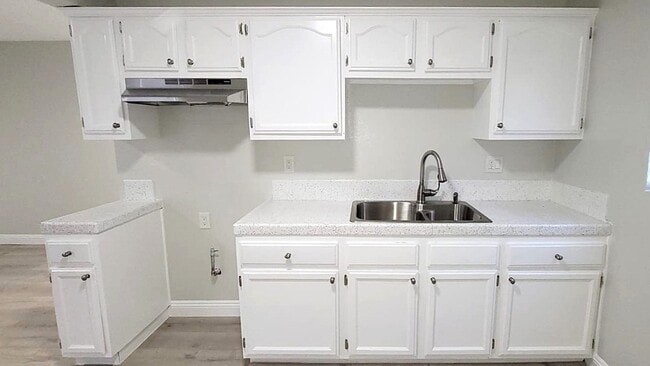 Foto del edificio - 1333 E 47th St