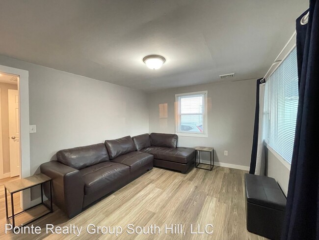 Building Photo - 2 br, 1 bath House - 710 Falls Street