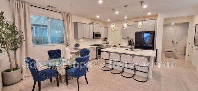 Foto del edificio - 2397 Sheldon Dr