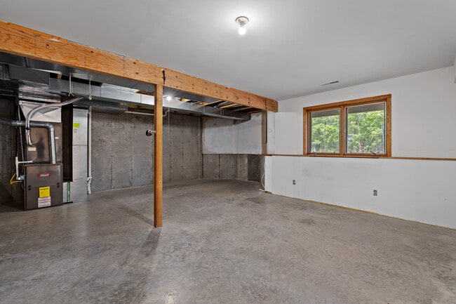 Building Photo - 1132 Enchantment Rd