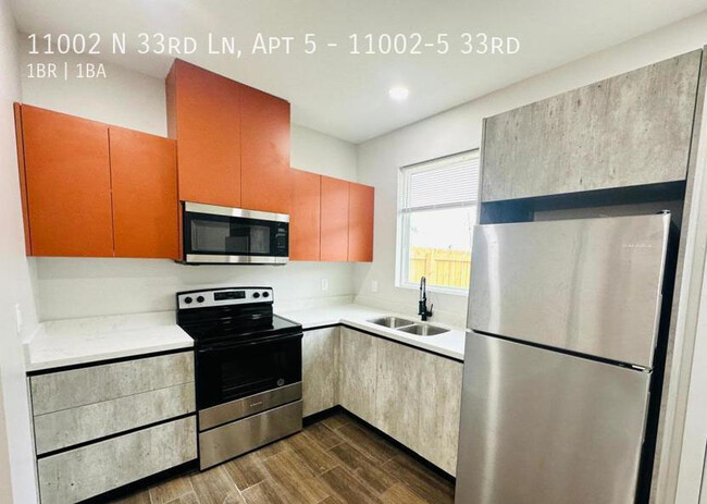 Foto del edificio - 11002 N 33rd Ln