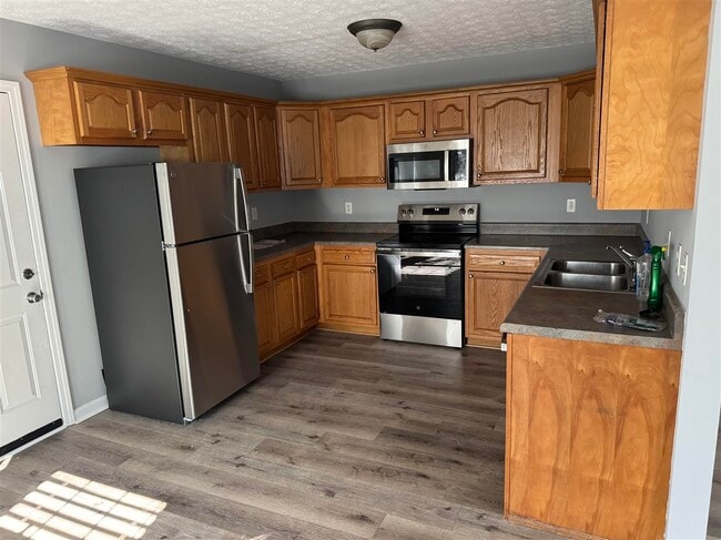 Building Photo - 352 Paddle Wheel St