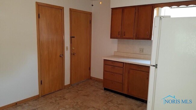 Foto del edificio - 3501 Beverly Dr