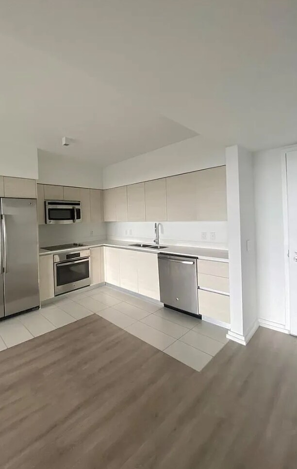 Foto del edificio - 4250 Biscayne Blvd