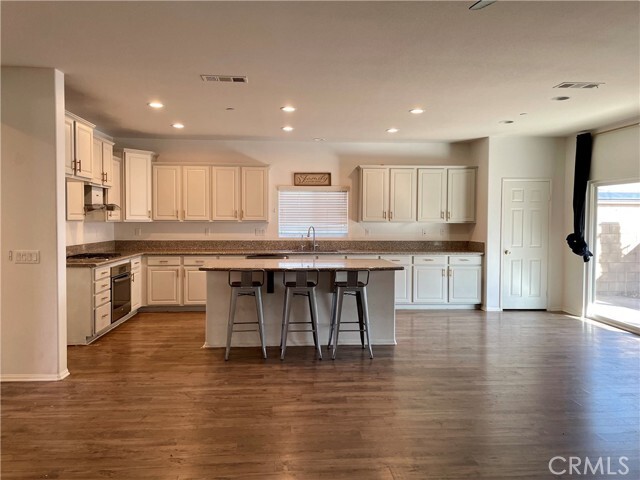 Building Photo - 6886 Riverglen Dr