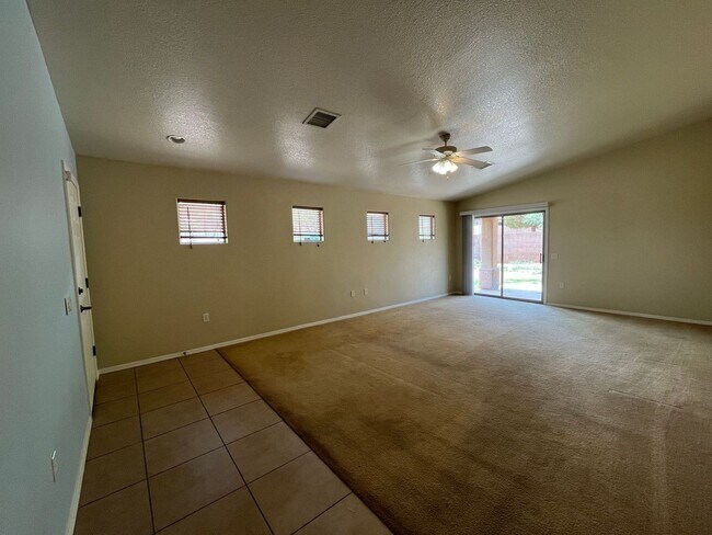 Foto del edificio - 3 bedroom in Holiday community