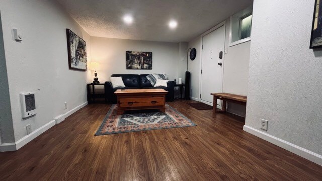 Foto del edificio - 360 Columbia St NE