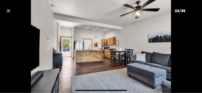 Foto del edificio - 349 W Buttercup Way