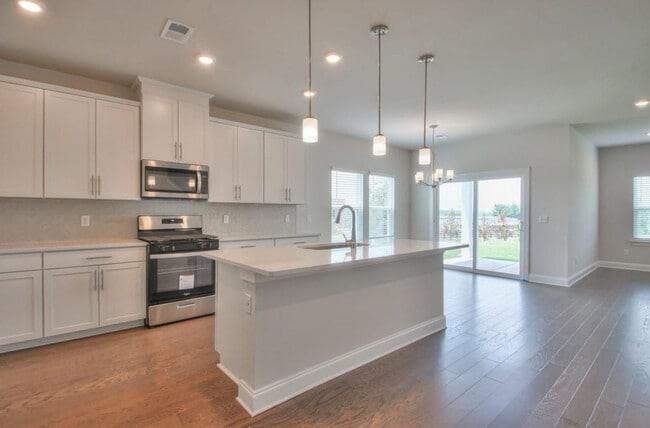 Building Photo - 1095 Holland Ridge Way